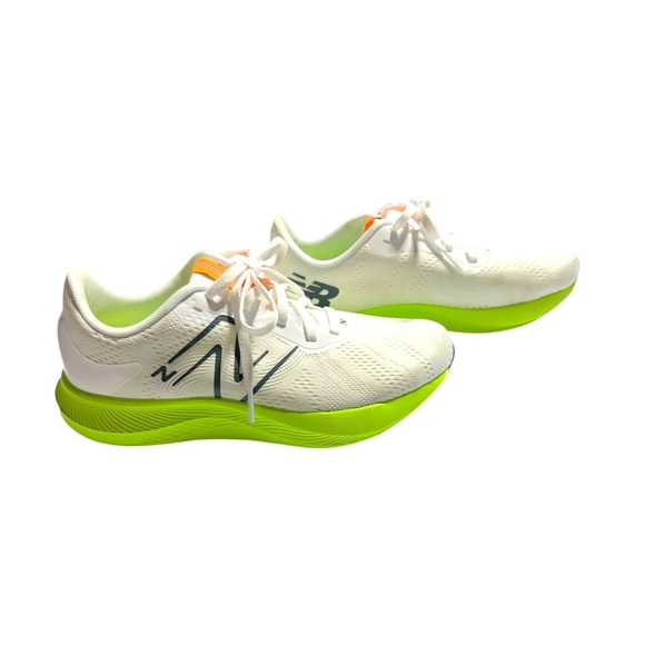New Balance DynaSoft Pro Run V2 Running Shoe - Women's Size 7 - Picture 1 of 7